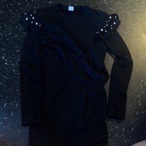 SHEIN Black Long Sleeve Ruffle Pearl Accent Kids Dress